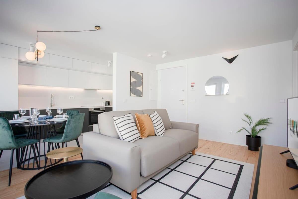 Liiiving In Porto-Modern & Glam Rooftop Apartment מראה חיצוני תמונה
